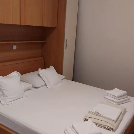 Ni I - One Bedroom With Balcony G