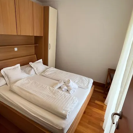 아파트 Ni I - One Bedroom With Balcony G 마카르스카