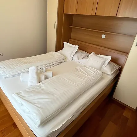 아파트 Ni I - One Bedroom With Balcony G