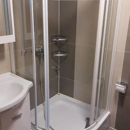 Ni I - One Bedroom With Balcony G * 마카르스카