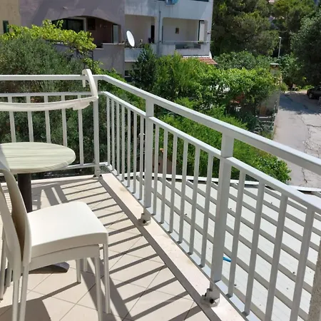 Ni I - One Bedroom With Balcony G 아파트 마카르스카